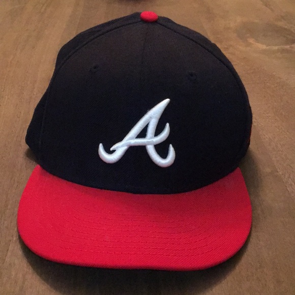 braves hat